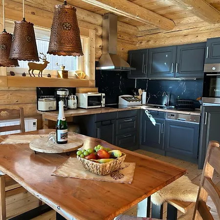 Holiday home Hahnenkleer Huette *