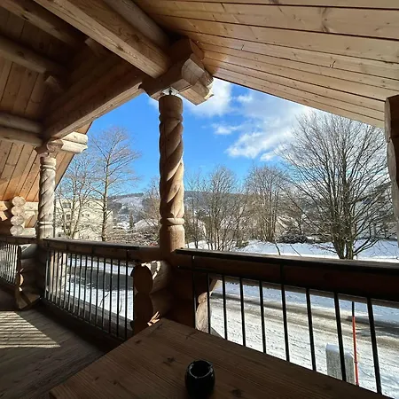 Hahnenkleer Huette *